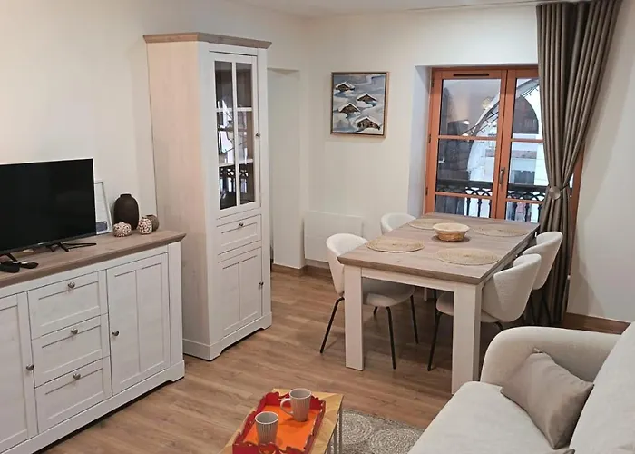 Cosy - Parking Gratuit - Centre Apartment Chambery